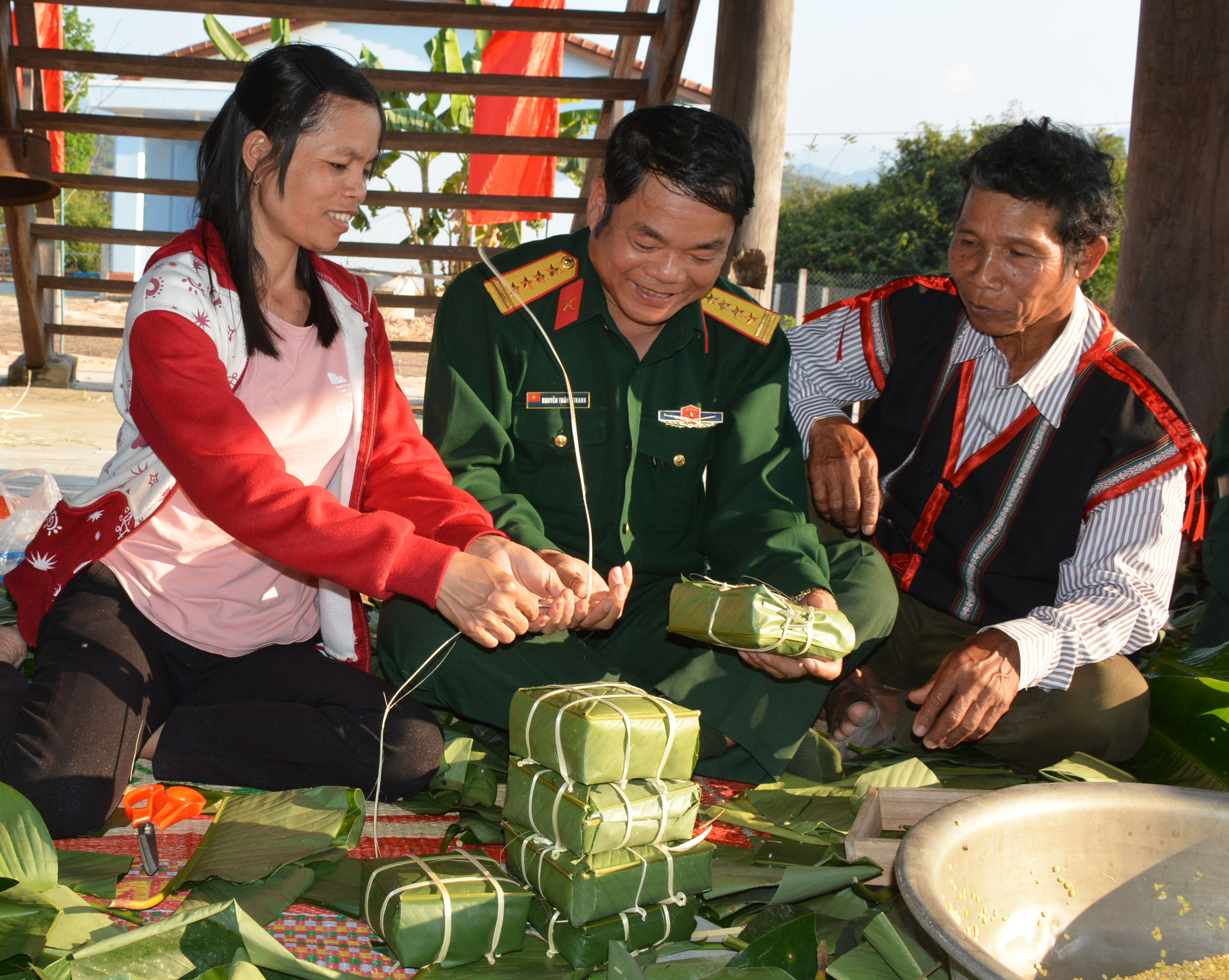 “Ngày hội bánh chưng xanh” ở vùng biên Mô Rai